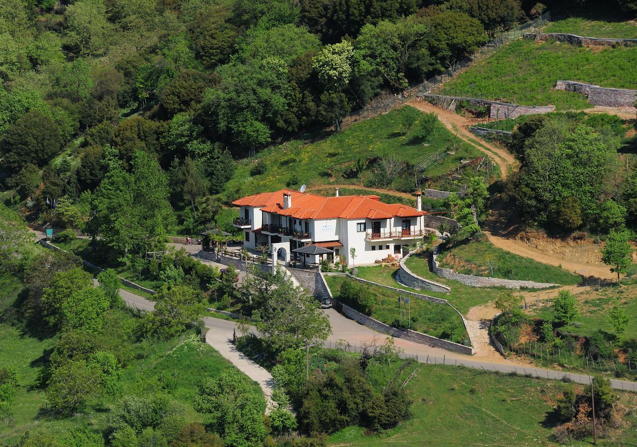 Hotel Makkas Krentis Екстер'єр фото